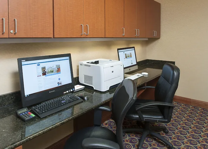 Hampton Hotel Macomb