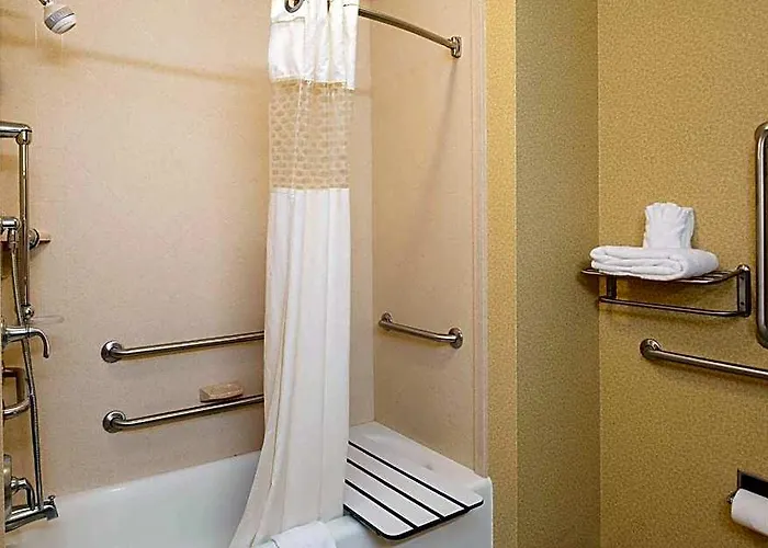 Hotel Hampton