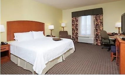 Hotel Hampton Macomb