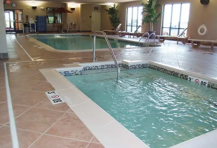 Hotel Hampton 3*